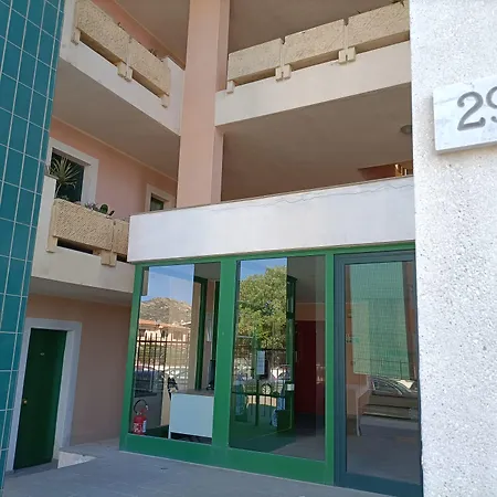 Apartment Via Riccardo Lombardi 29 *